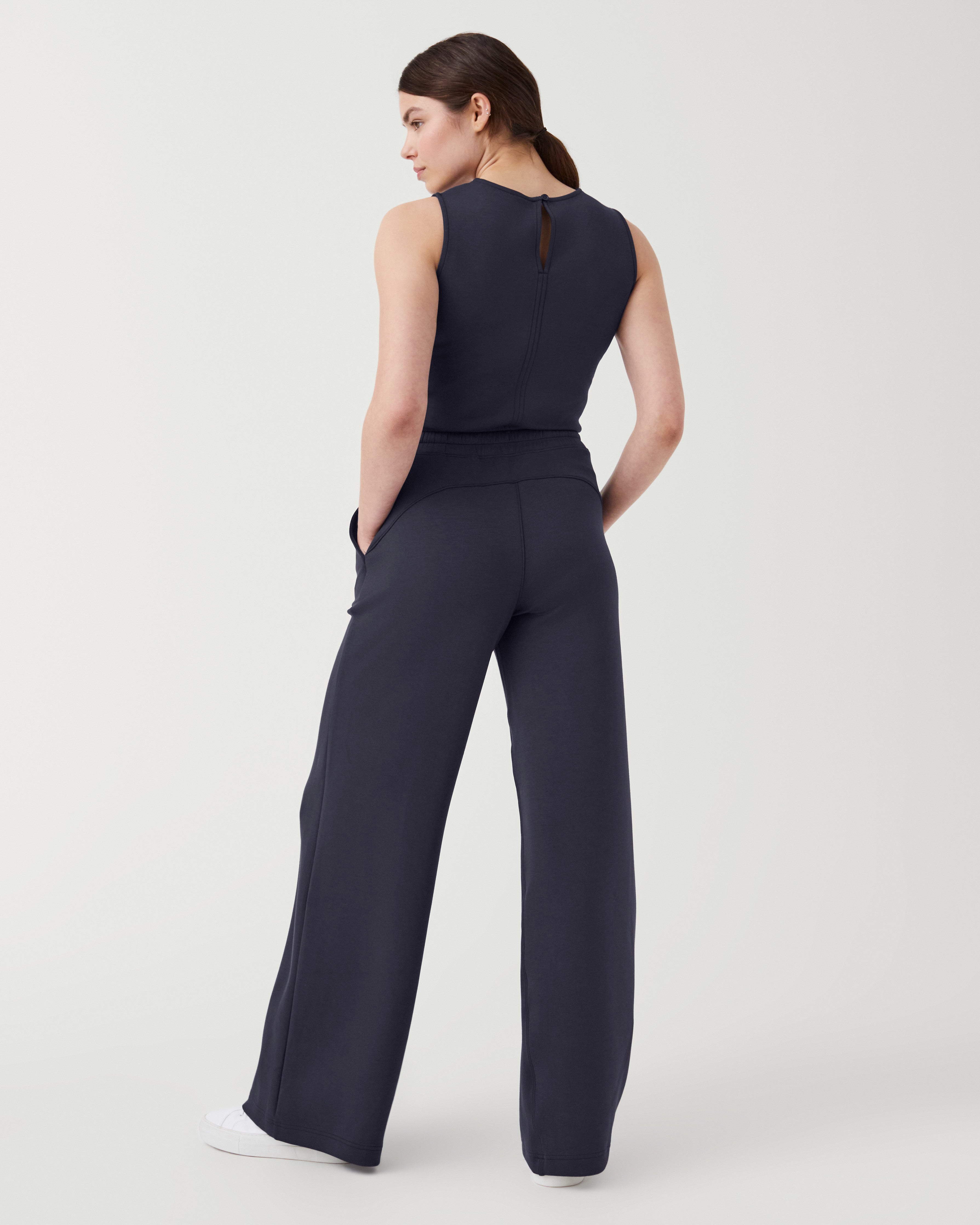 SPANX, Pants & Jumpsuits, Spanx Sleeveless The Perfect Jumpsuit Classic  Black Msrp 228 Womens Xl