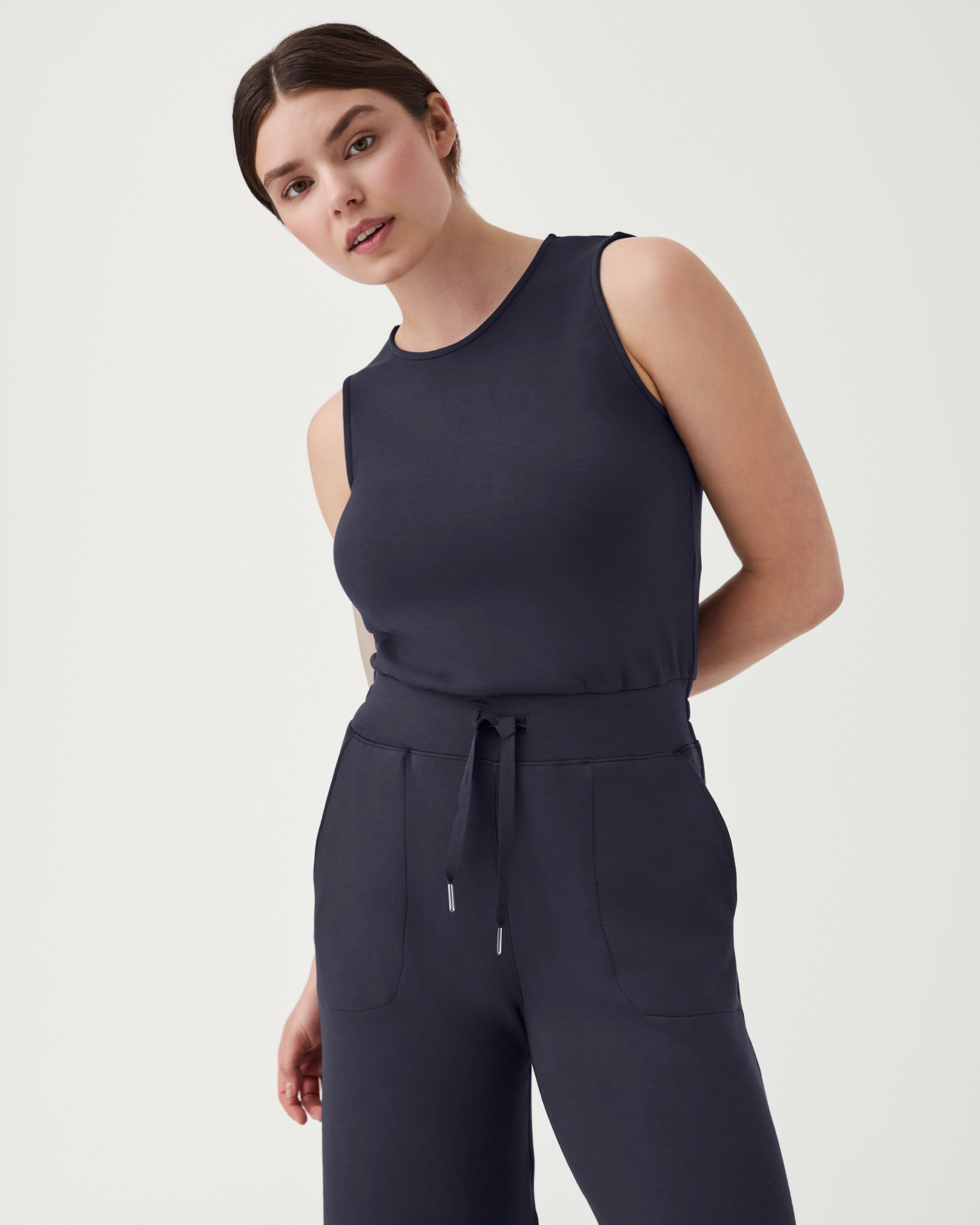 The Air Essentials Jumpsuit,Women's Sleeveless Casual Wide-Leg Jumpsuit,Solid  Loose Short Sleeve Belted Romper with Pockets (xs, Dark Blue) : :  Clothing, Shoes & Accessories
