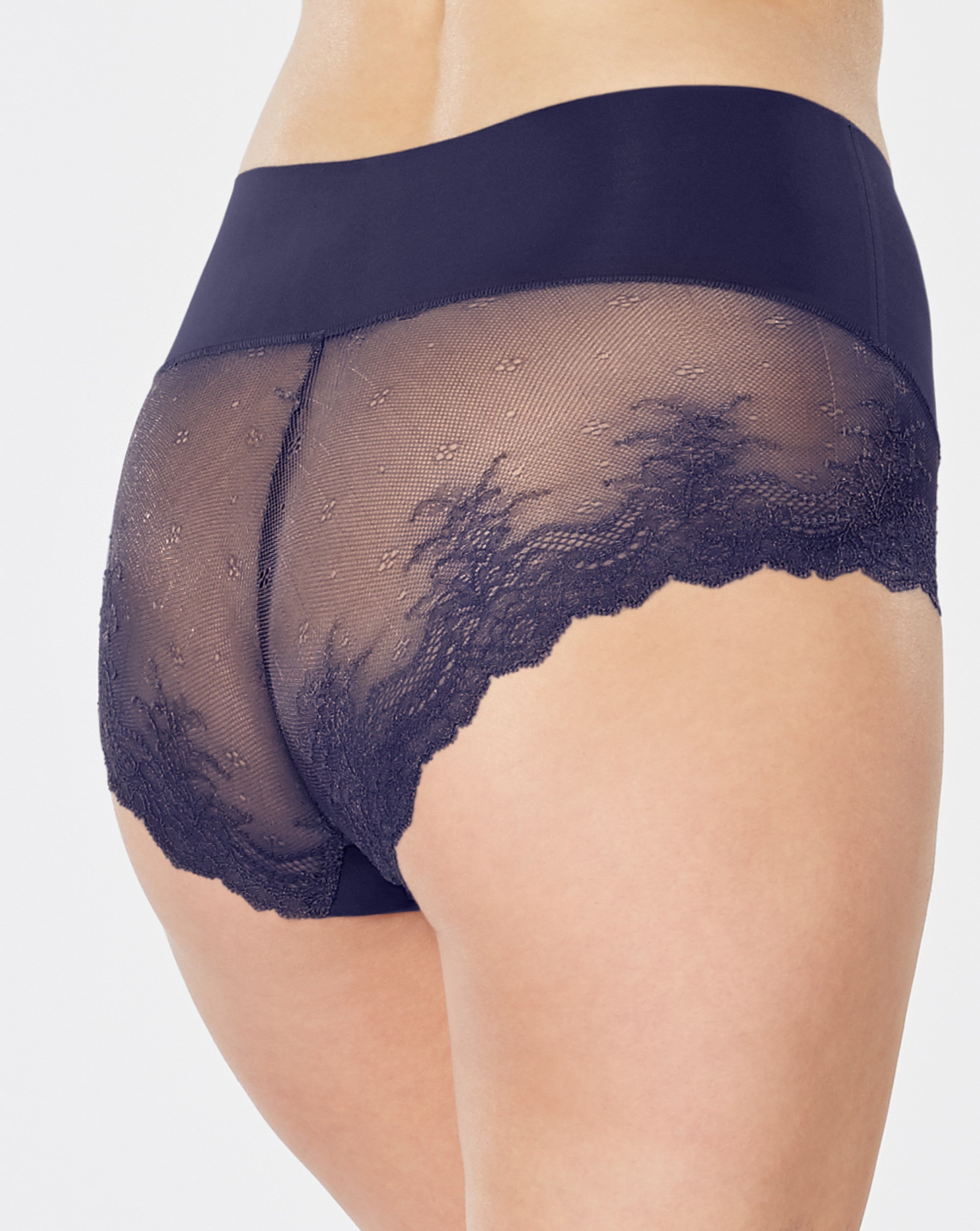 Buy SPANX Shapewear For Women Undie-Tectable Lace Hi-Hipster Panty, Very  Black, Small at