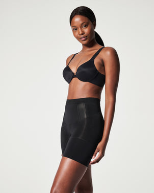 SPANX - Water you waiting for?! Try SPANX Swim! Truly Terah looking chic in  our Classic Swim Brief & Mesh Panel Sports Bra? 👙💦#Spanx #SpanxStyle  #Swimwear